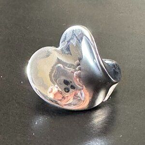 Brand new-Silver Heart Ring
